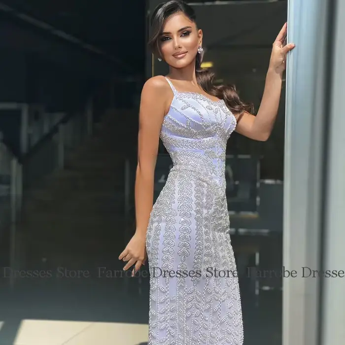Robe fourreau en satin bleu ciel à encolure carrée élégante pour femmes occasions spéciales soirée gala mariage