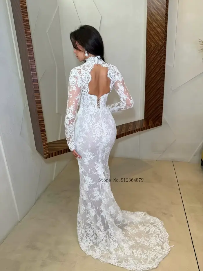 Robe de mariée sirène à col montant et manches longues