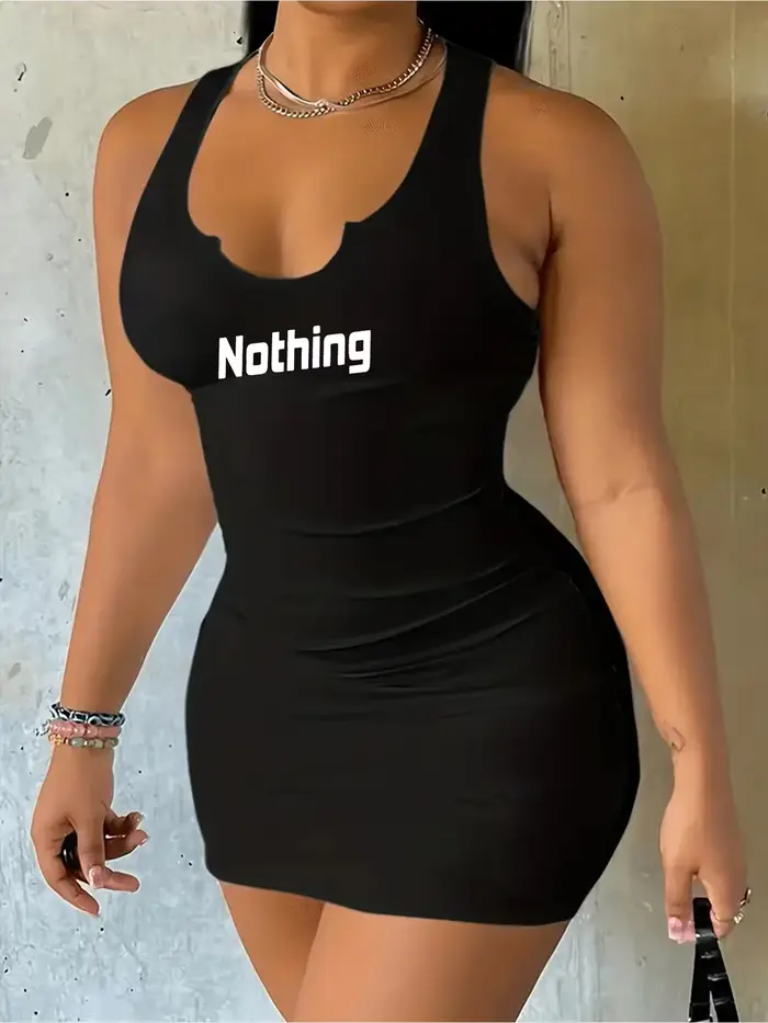Robe noire sans manches à col en V