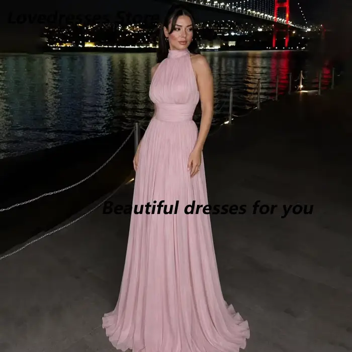 Robe de soirée élégante rose sur mesure, col montant, sans manches, plissée en mousseline, coupe trapèze, longueur ras du sol, pour femmes