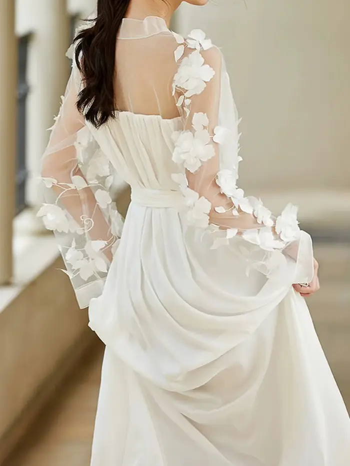 Robe de mariée florale maxi peignoir de fiançailles personnalisable avec soutien-gorge intégré et illusion de dos pour femmes enceintes et occasions spéciales