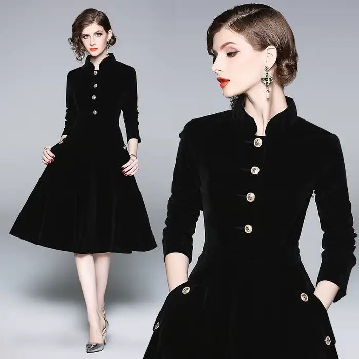 Robe élégante en velours noir pour femme coupe ligne A taille empire manches longues et boutons pour occasion hivernale