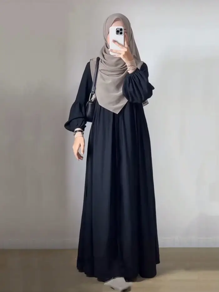 Robe Abaya noire simple et élégante pour les vêtements pour femmes musulmanes à la mode