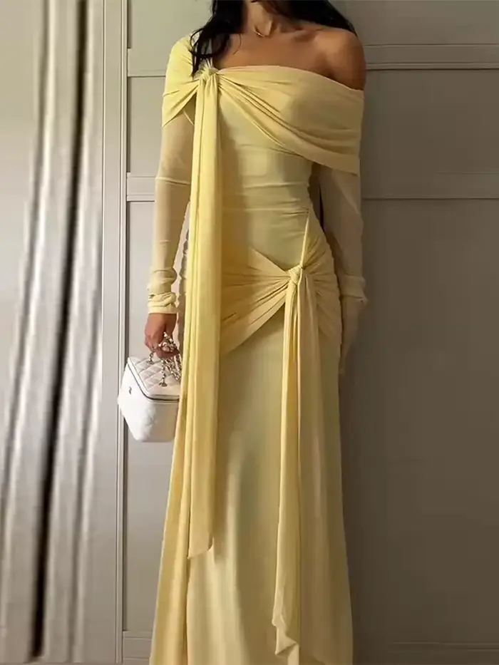 Robe de soirée en crêpe jaune