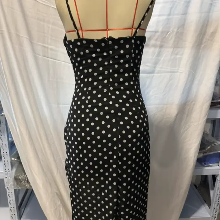 Robe à pois contrastants dos nu élégante sexy pour femmes occasions printemps été