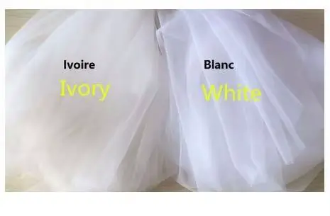 Longue Boho a-ligne dos nu robe de mariée fleurs 3D bretelles Spaghetti robes