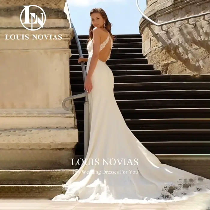 LOUIS NOVIAS robes De mariée sirène pour femme col rond brodé découpé Satin robe