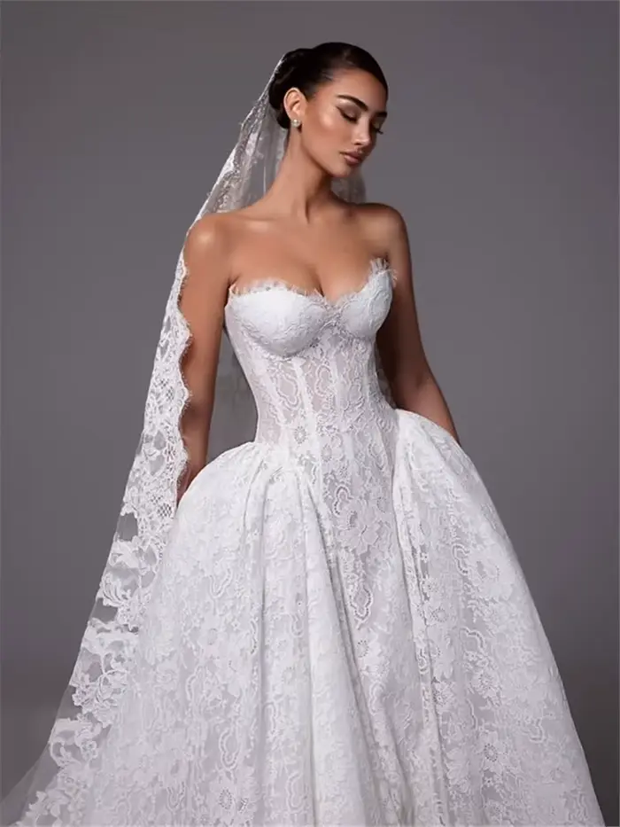 Robe de mariée en dentelle
