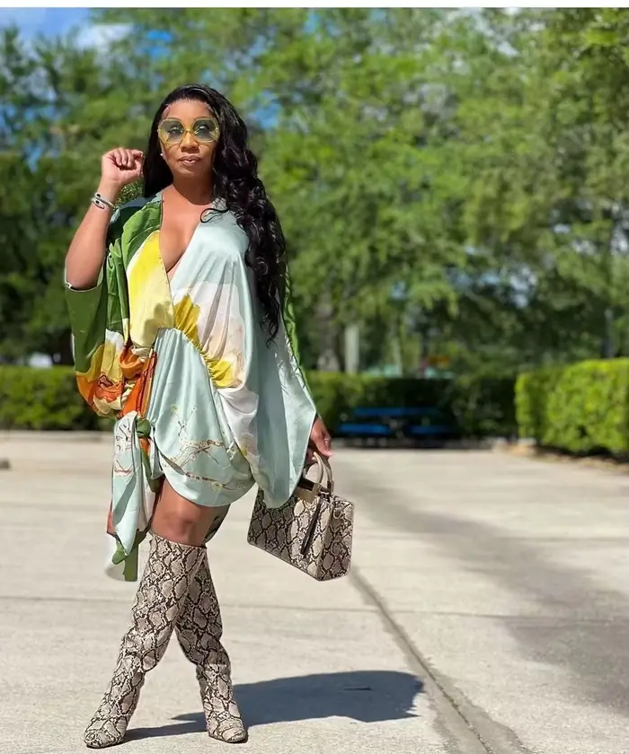 Robe africaine à col en V pour femmes