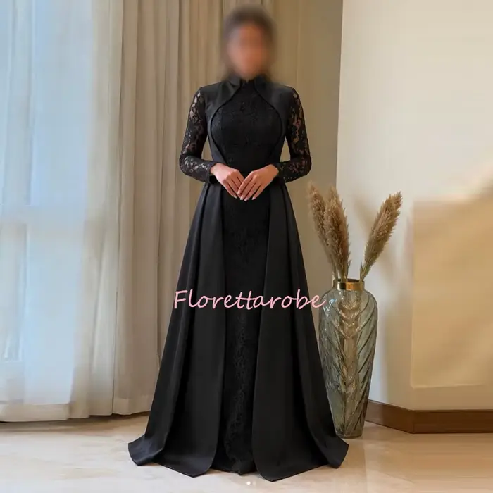 Robes de soirée noires élégantes en satin à col montant
