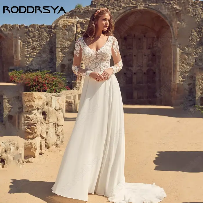 Roddrsya robe de mariée classique manches longues illsuion dos