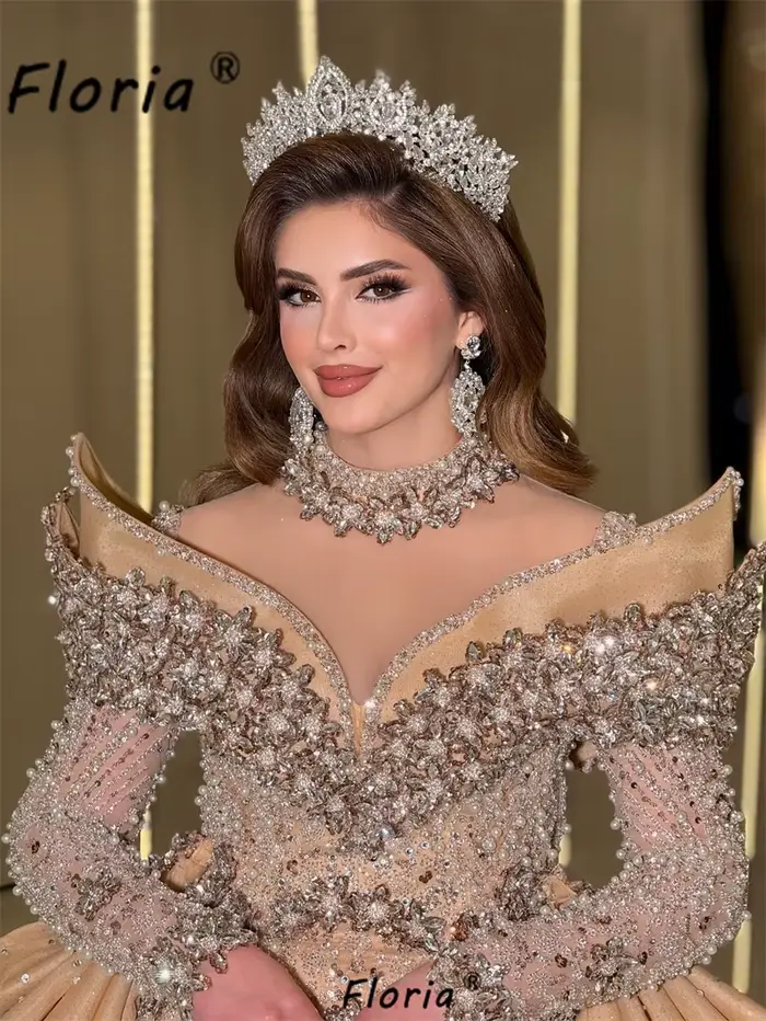 Robe de mariée sirène personnalisée en or de Dubaï avec traîne détachable et perles de cristal