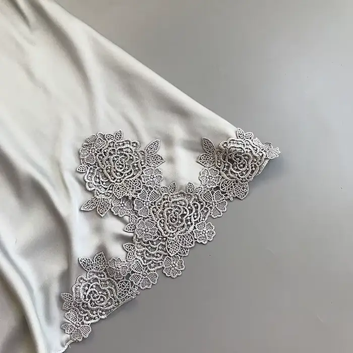 Pyjama Sexy en soie pour femmes