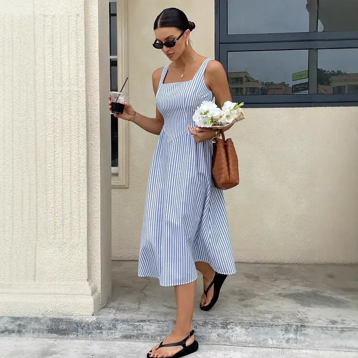 Robe élégante à bretelles pour femmes style streetwear printemps été décontractée longue rayée occassions spéciales détente vacances