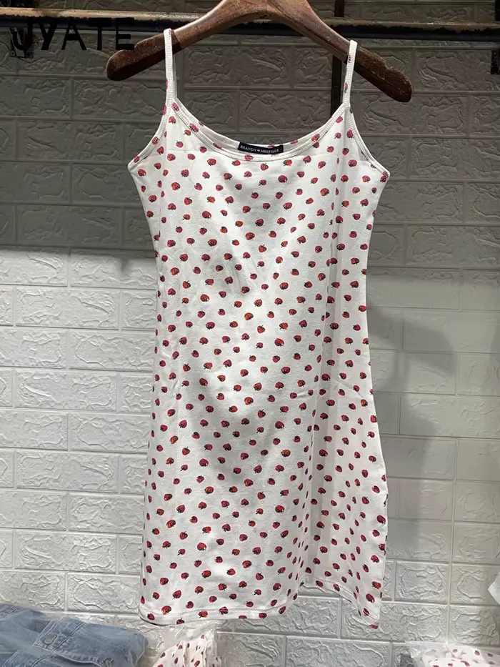 Mini robe Slim imprimée fraise pour femmes