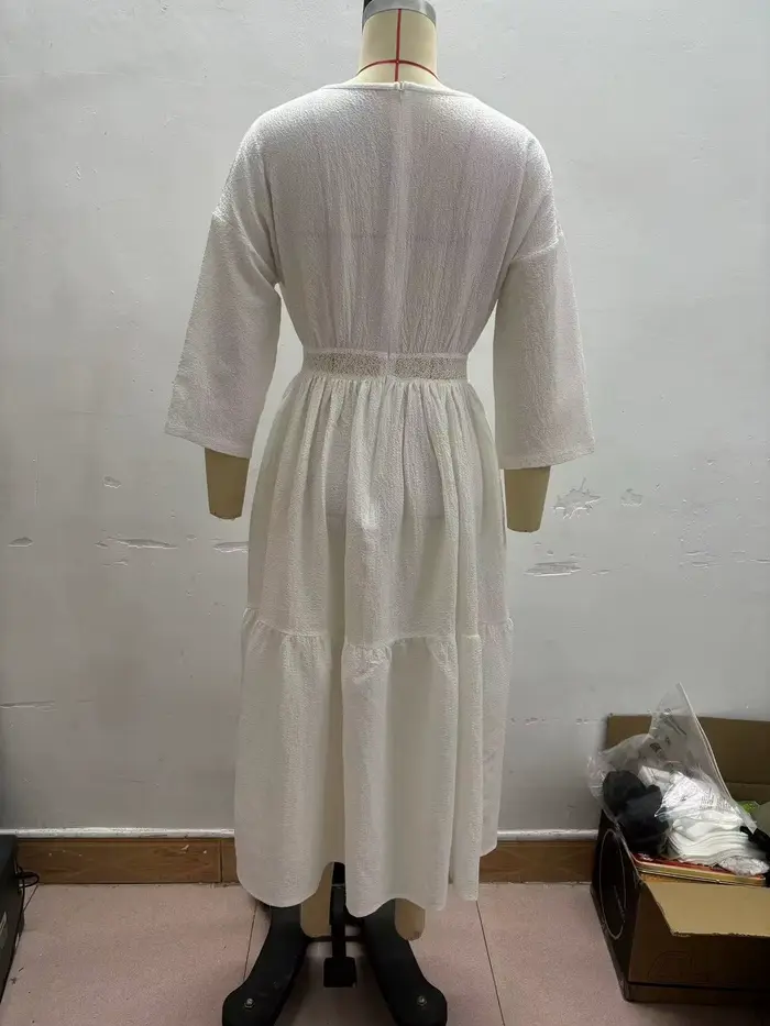 Vintage Boho Vintage robe de plage creuse femme printemps solide Sexy col en V ample fête longue robe à manches longues plissée robe de vacances