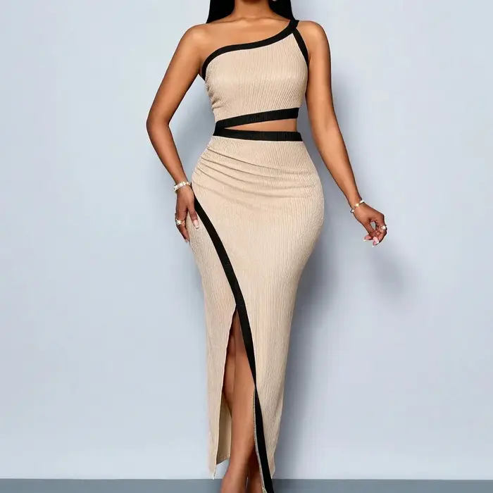 Robe d'été sexy asymétrique à découpes à la taille et fente haute pour femme