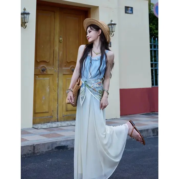 Robe à bretelles de Style vacances français pour femmes en été, nouveau Style de voyage en bord de mer, jupe longue de tempérament Super féerique