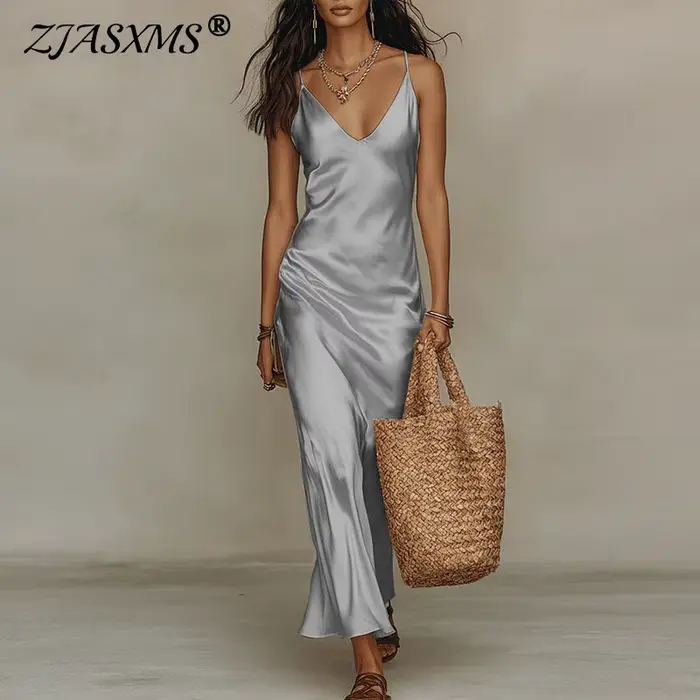 Nouvelle Robe Longue Maxi Femme Été Bohème Plage Col V Profond Sexy en Satin Uni Sans Manches Évidée pour Vacances