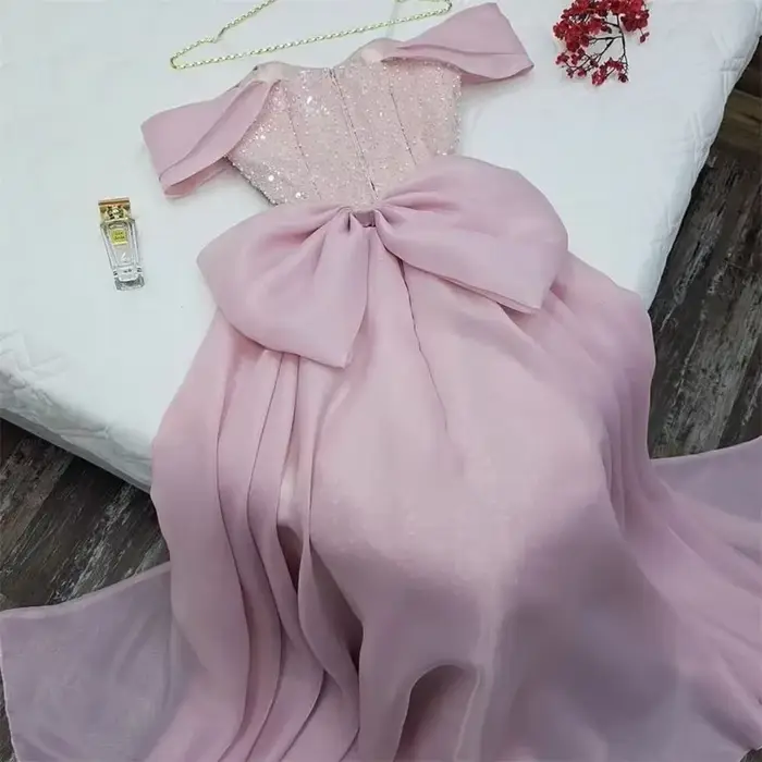 Robes de bal personnalisées élégantes, épaules dénudées, robe de soirée rose, dos nu, robe de célébr