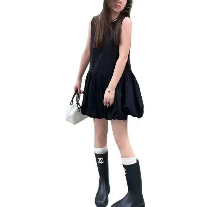 Robe gilet noire sans manches pour femmes