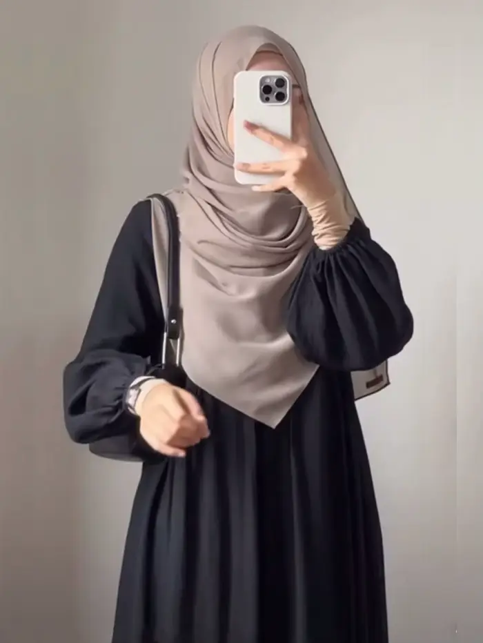 Robe Abaya noire simple et élégante pour les vêtements pour femmes musulmanes à la mode