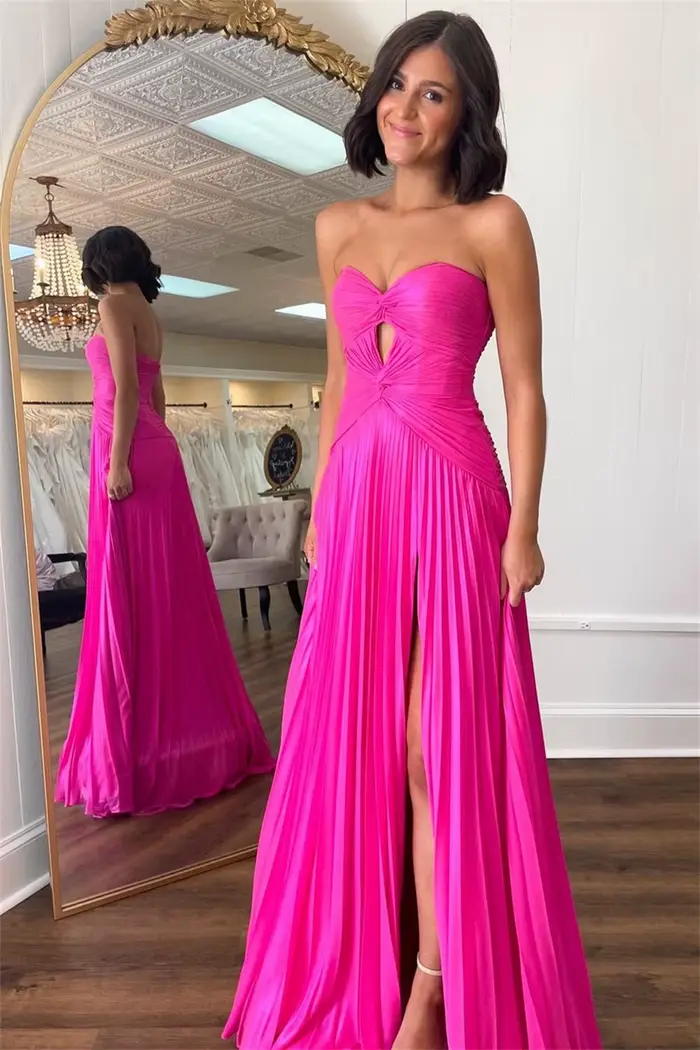 Robes de bal Bella en mousseline de soie pour les amies de « camilaveigag » uniquement. Couleurs et tailles personnalisées disponibles.