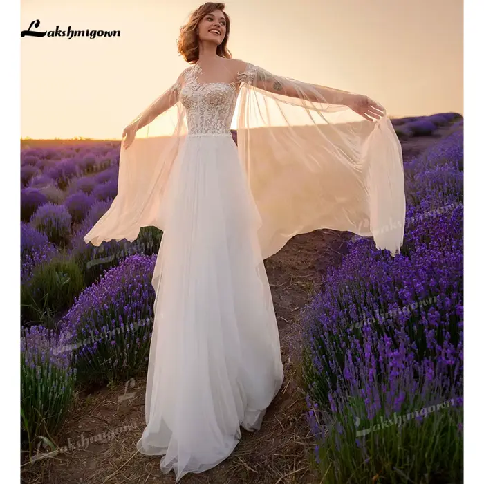 Robe de mariée élégante en dentelle coupe A-line style bohème