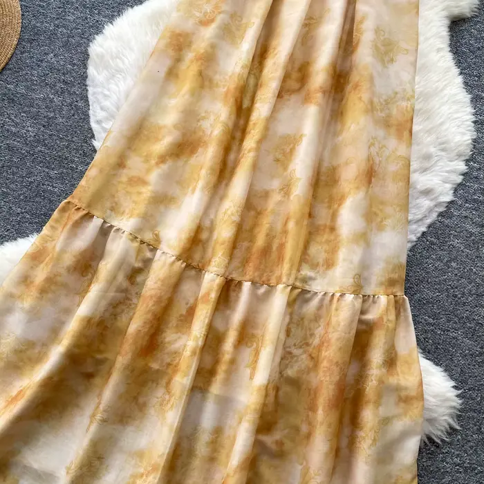 Robe longue élégante jaune style vacances à la française
