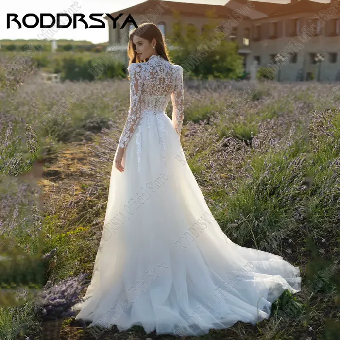 Robe de mariée bohème personnalisée à col rond pour patients