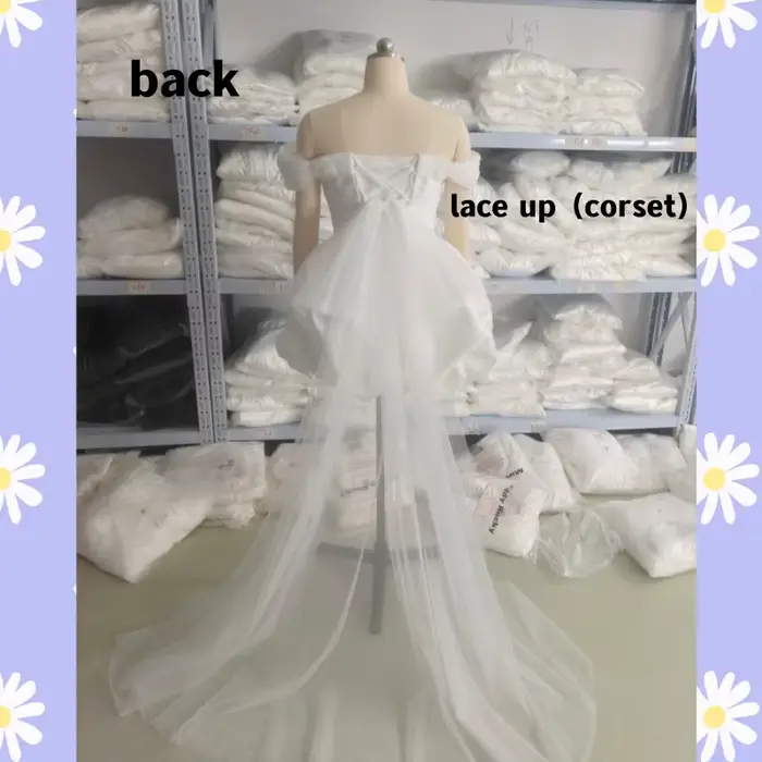 Robe de Mariée Courte Classique et Élégante