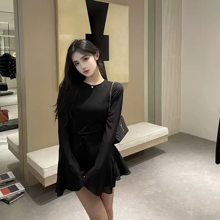 Robe noire sexy pour femme