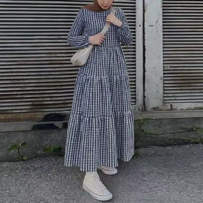 Robe pull à manches longues et col rond pour femme