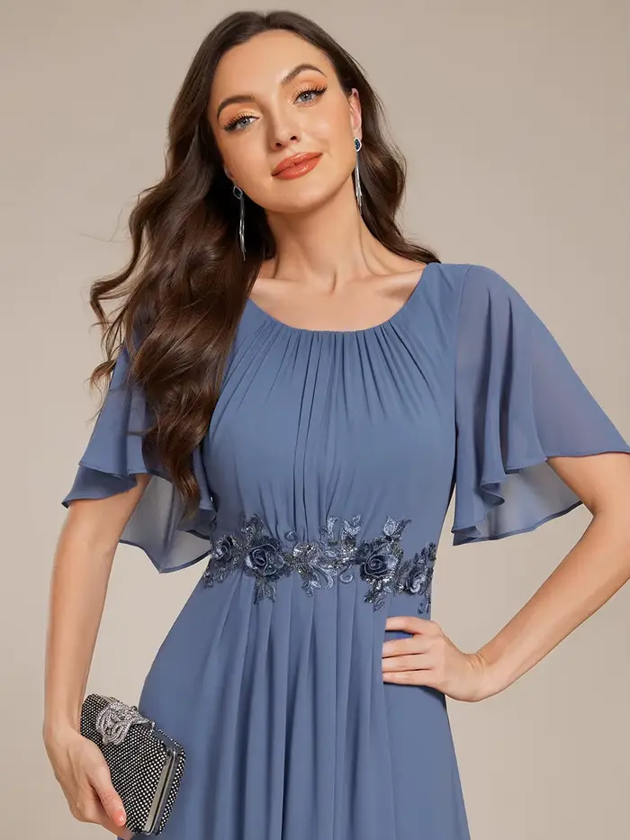 Robes de soirée élégantes à manches courtes