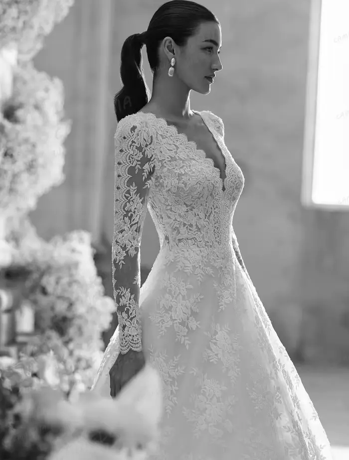 Luxe 2026 Robes De Mariée Une Ligne Femmes Sexy Appliques