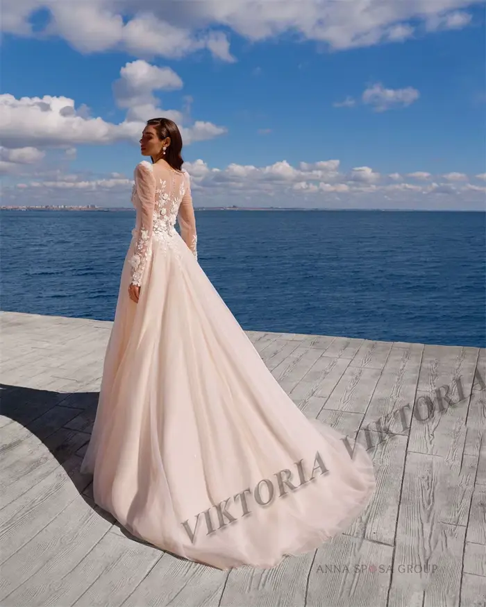 Robe de Mariée Viktoria en Polyester et Acrylique, Col en V, Appliques, Personnalisable pour Femmes Occasions Spéciales