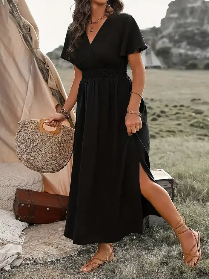 Robe chic grande taille polyester col en V manches courtes flatteuse fente latérale été pour femmes occasions spéciales