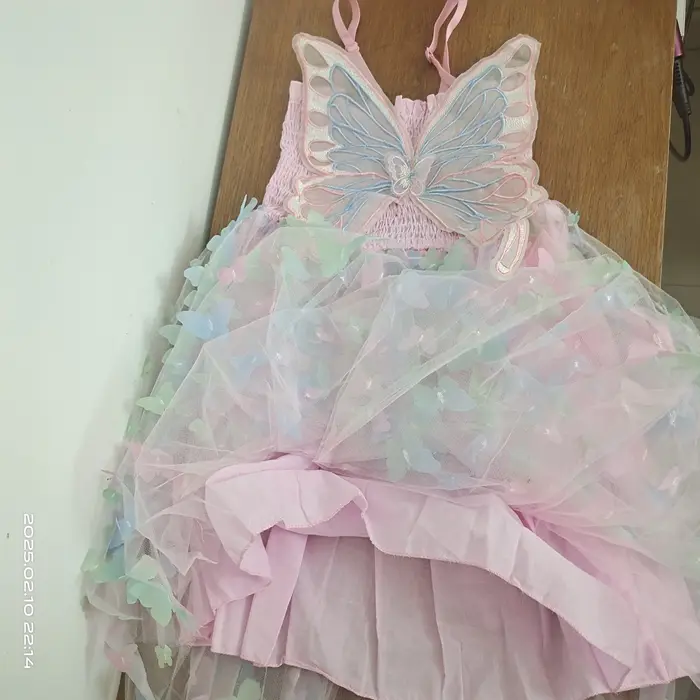 Mode filles mignon papillon ruban robe 2025 été nouveaux enfants ailes maille