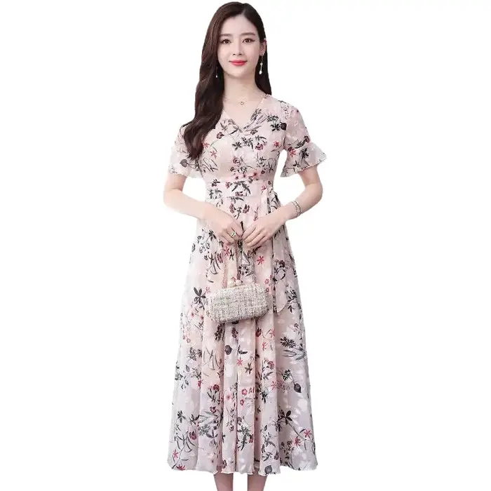 Robe midi élégante à motif floral pour femme