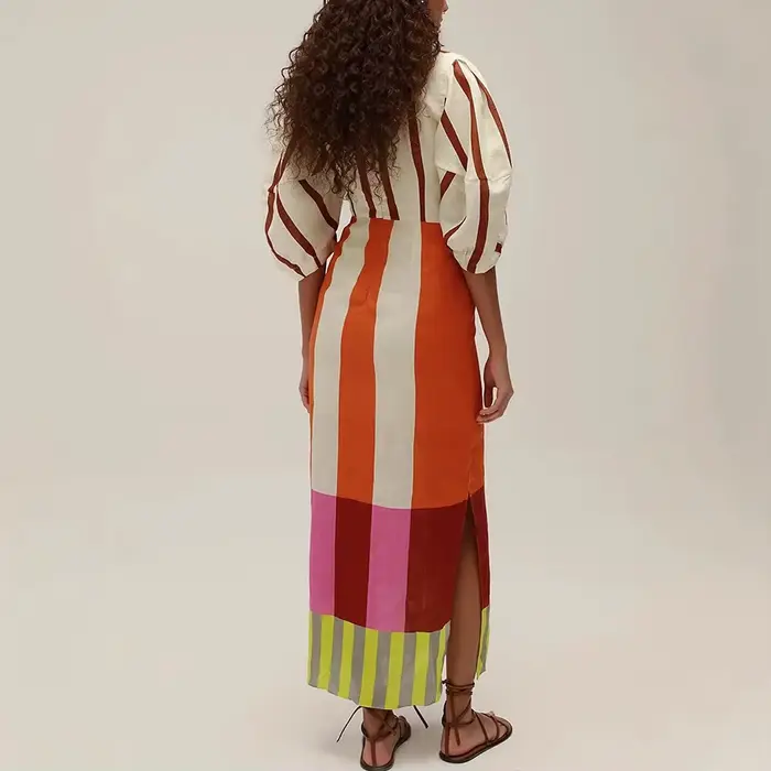 Robe en polyester chic imprimée longue col en V pour femmes occasions formelles vintage style