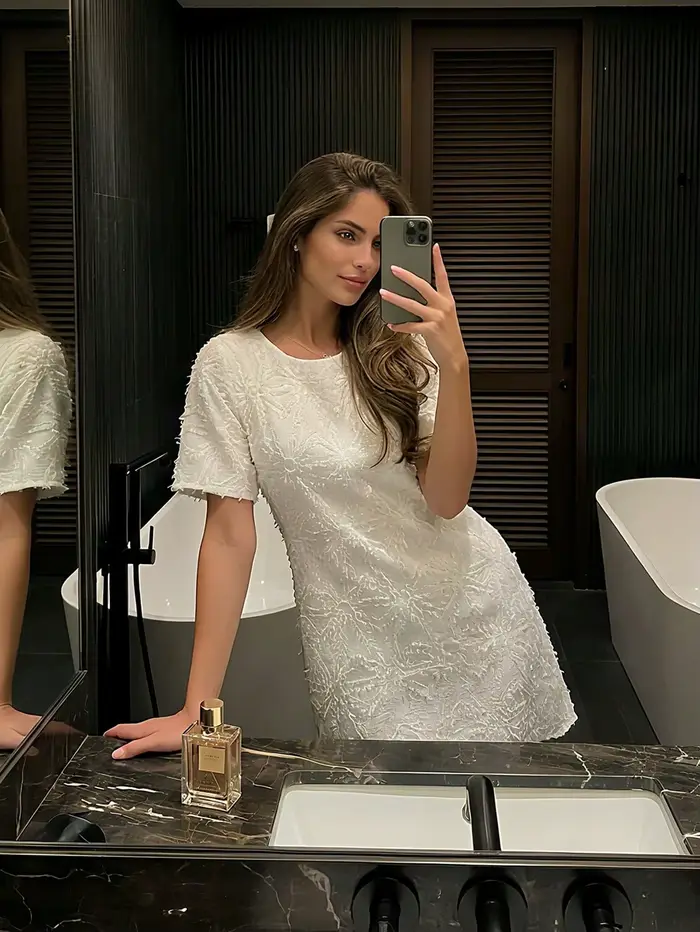 Robe midi élégante style français pour femme nouvelle collection été broderie 3d luxe jupe courte idéale pour vacances plage