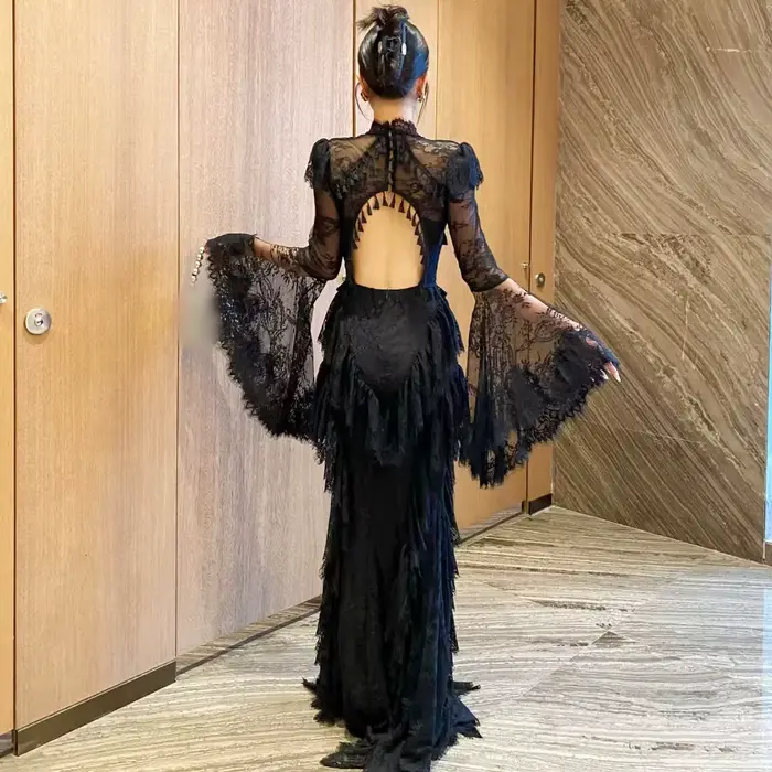 Robes de soirée formelles personnalisées, de haute qualité, en dentelle, à manches évasées, dos nu, 