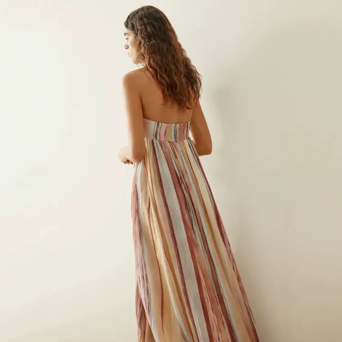 Robe mi-longue sexy à encolure drapée