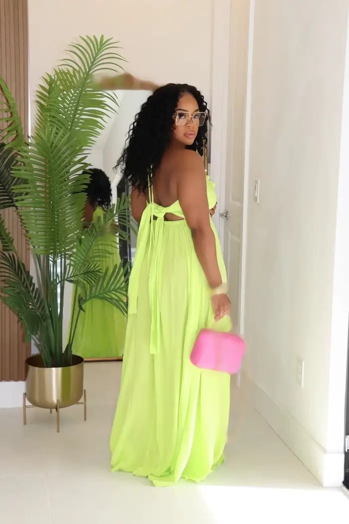 Robe longue STEFION en polyester décontractée avec col en V pour femmes, sans manches, idéale pour les occasions spéciales, anniversaires et mariages