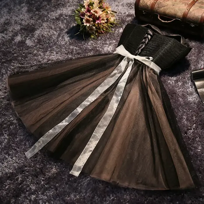 Robes de cocktail noires 2026