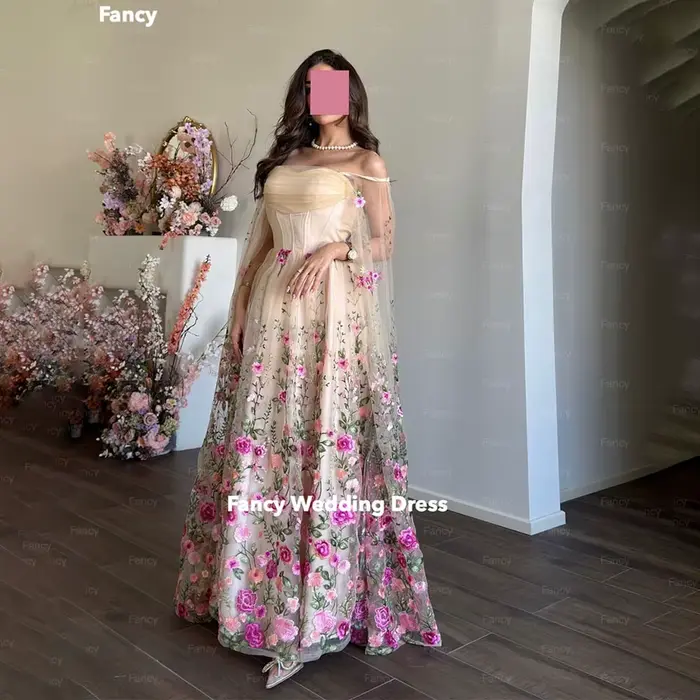 Robe de graduation en dentelle brodée pour femmes, robes personnalisées faites à la main pour les oc