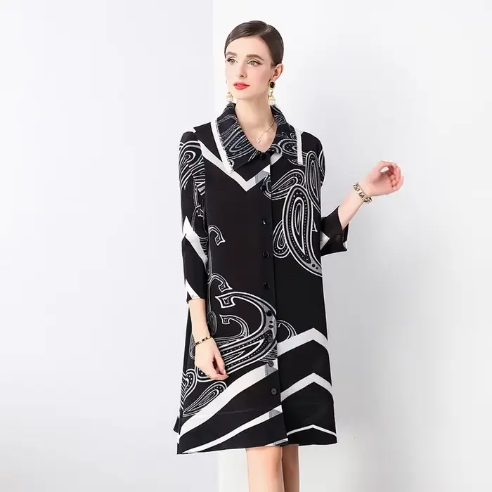 Robe plissée Miyake en mousseline polyester, coupe ample, manches longues, idéale pour femmes, automne-printemps, élégante et confortable pour diverses occasions spéciales