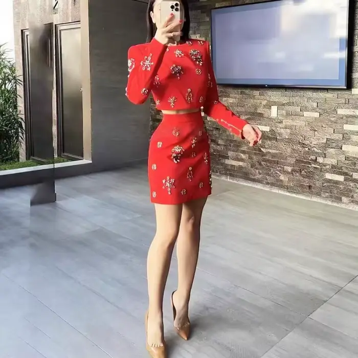 Ensemble élégant deux pièces pour femme : Nouvelle collection printemps