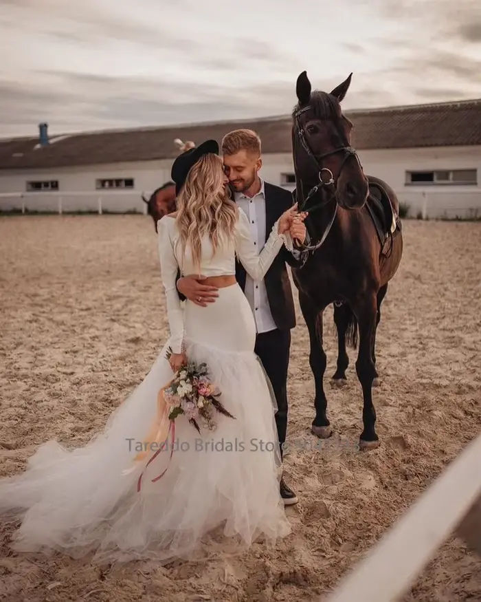 Robe de mariée en jersey bohème deux pièces personnalisée manches longues taille basse polyester avec train de la cour pour femmes romantique et décontractée occasions spéciales