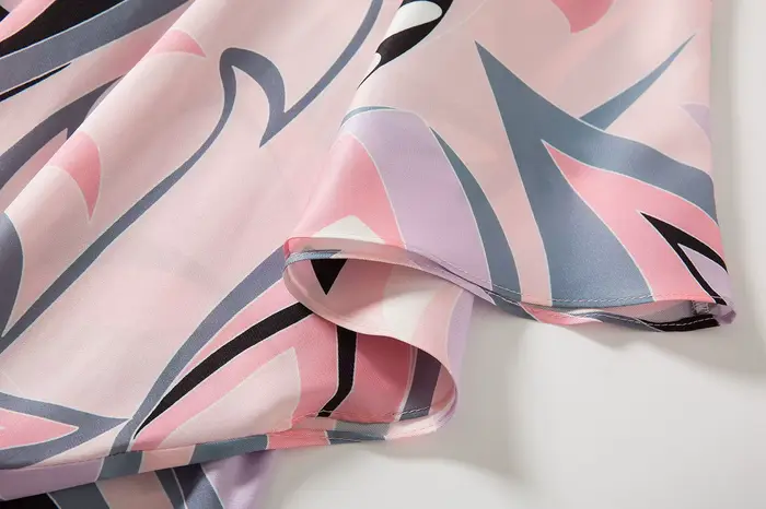 Robe caftan de créateur de luxe 2025 | Robe de plage longue en soie surdimensionnée pour femme |